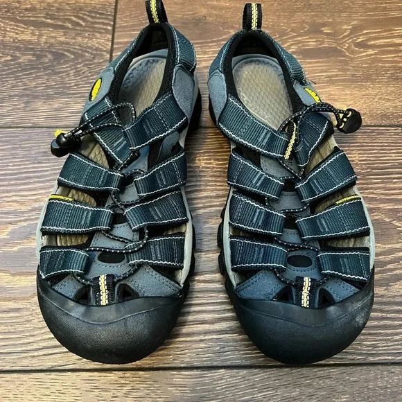 Men’s Keen Sandals - Picture 5 of 7